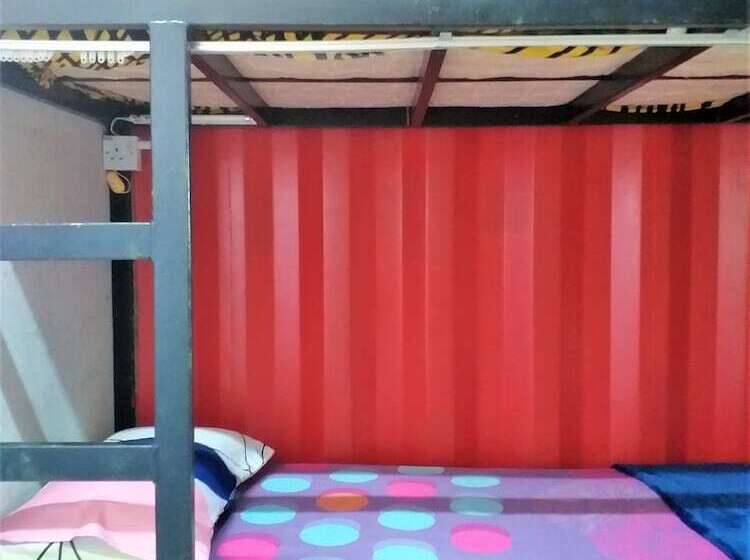 هتل Hostel19 Langkawi