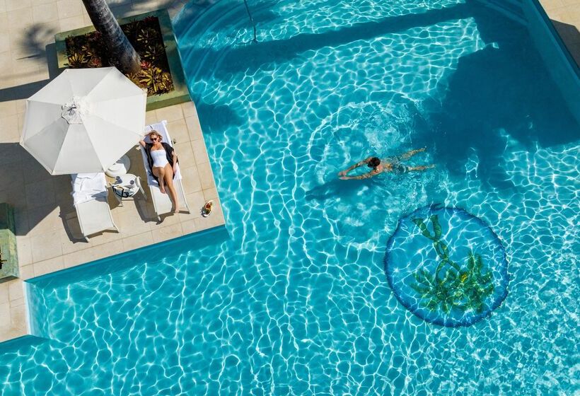 هتل Couples Negril - Adults Only