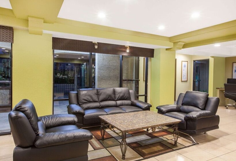 فندق Days Inn By Wyndham San Jose Airport