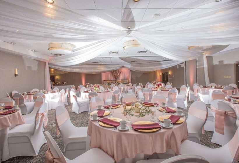 호텔 Doubletree By Hilton Roseville Minneapolis