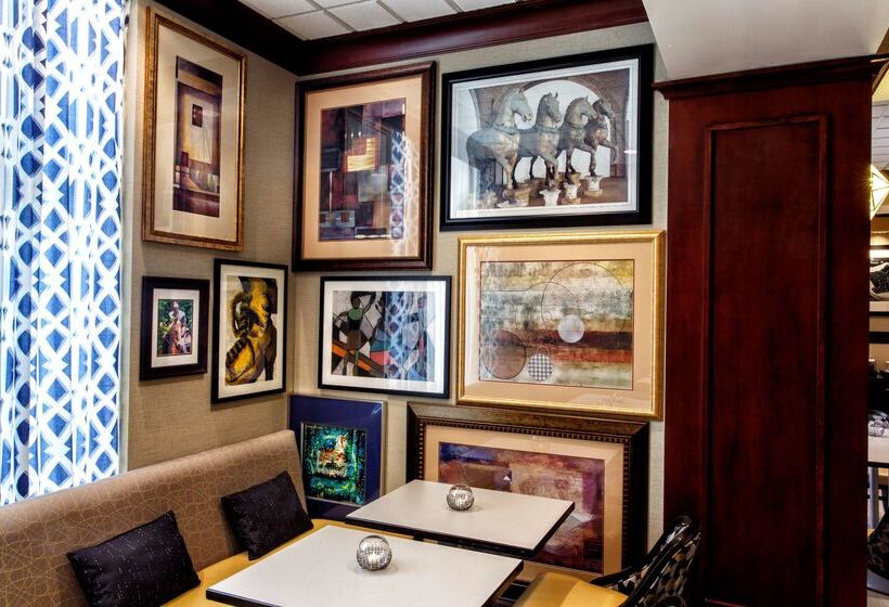 فندق Hampton Inn & Suites Staten Island