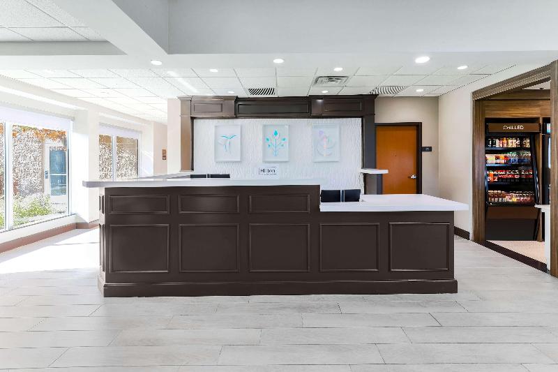 בית מלון כפרי Hilton Garden Inn Tulsa South