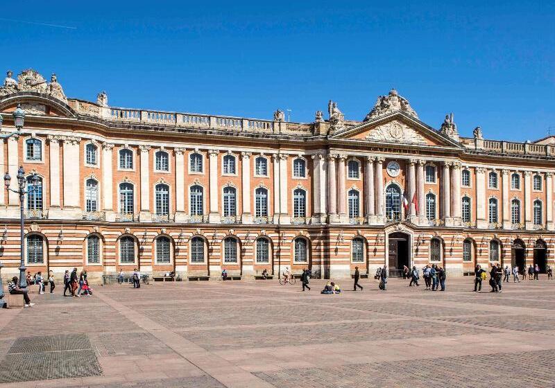 酒店 Mercure Toulouse Aéroport Golf De Seilh