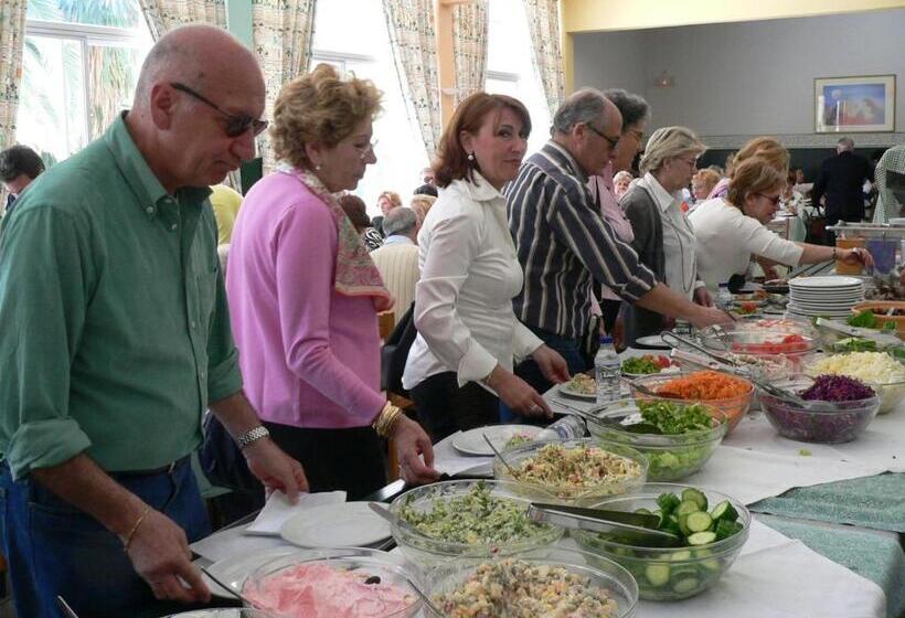 ホテル Ipsos Beach