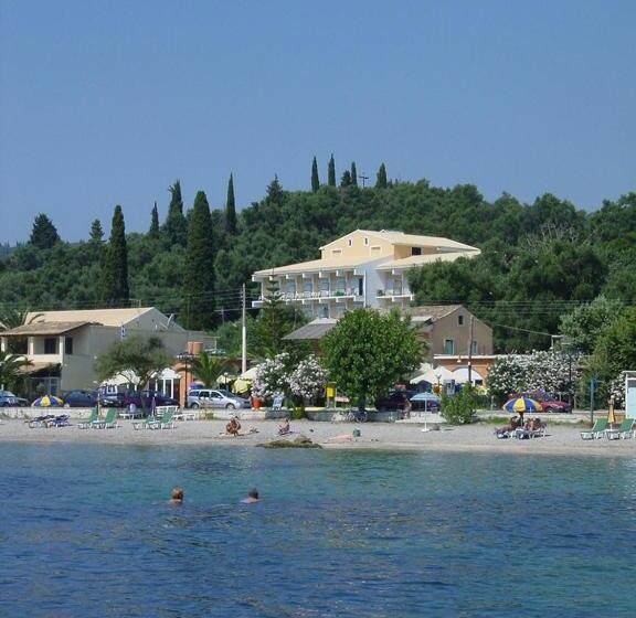 ホテル Ipsos Beach