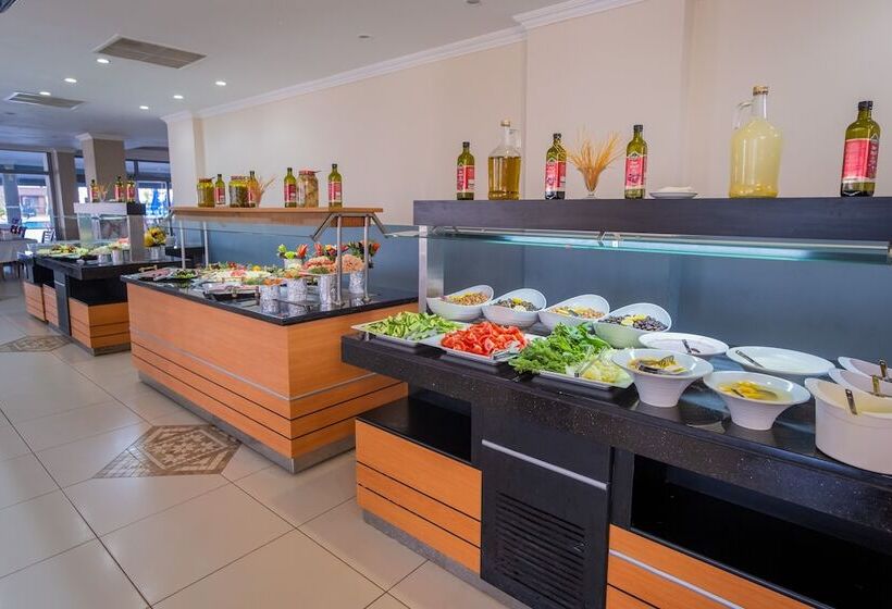 ホテル Le Monde Beach Resort & Spa