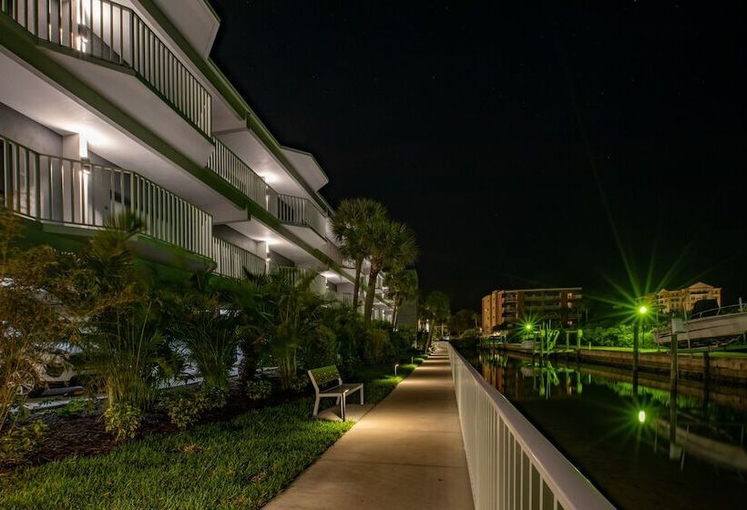 בית מלון כפרי Legacy Vacation Resorts  Indian Shores