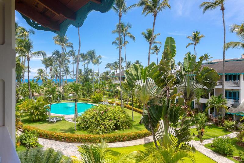 هتل Playa Colibri