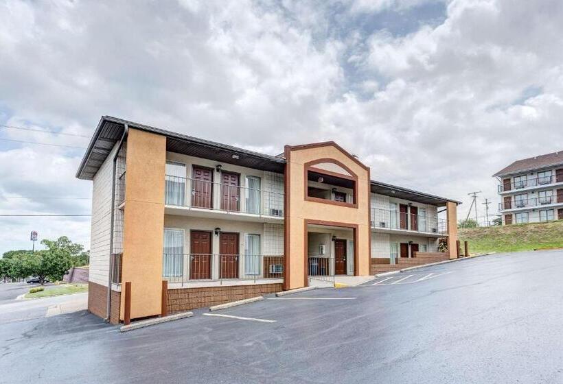 هتل Quality Inn West