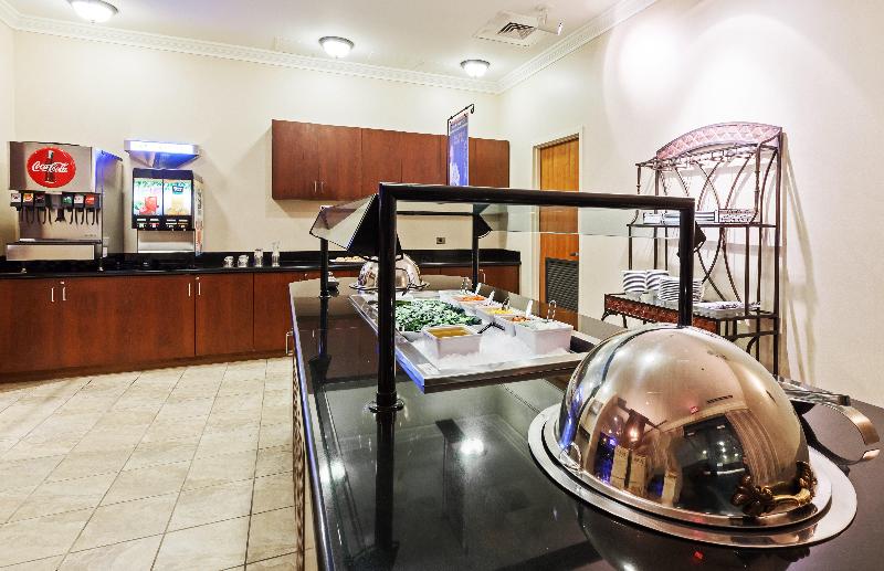 هتل Staybridge Suites San Antonio Downtown Convention Center, An Ihg