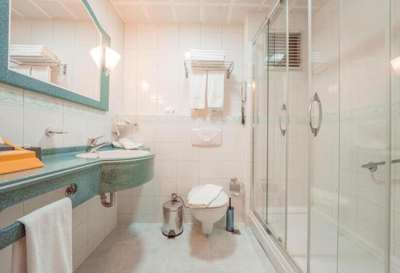 هتل Sundia by Liberty Suncity