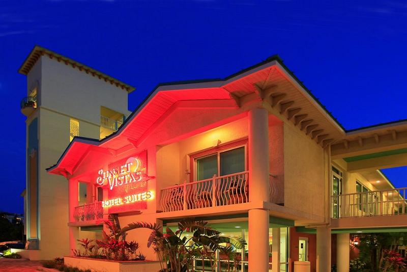 فندق Sunset Vistas Two Bedroom Beachfront Suites