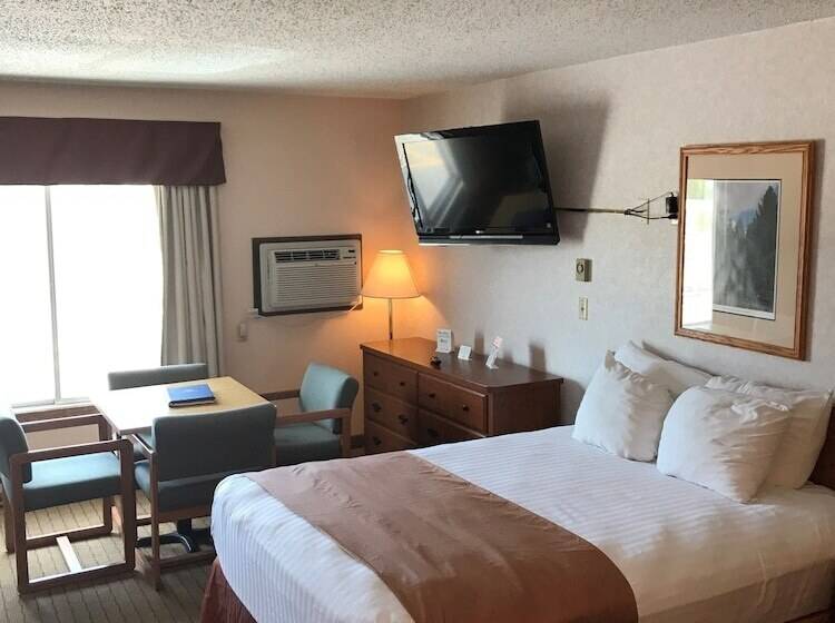 هتل Super 8 By Wyndham Rapid City