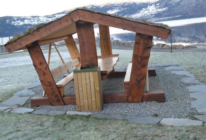 Innvik Fjordhotell