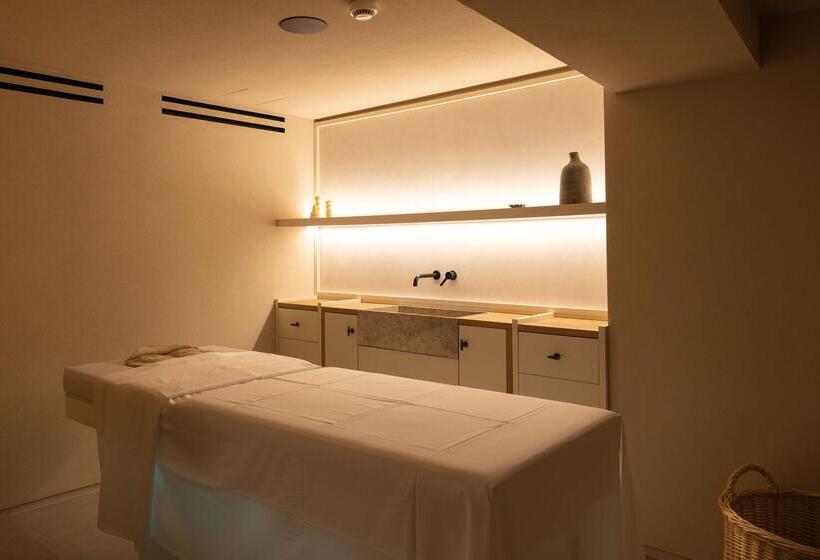 استراحتگاه Suntouch Suites