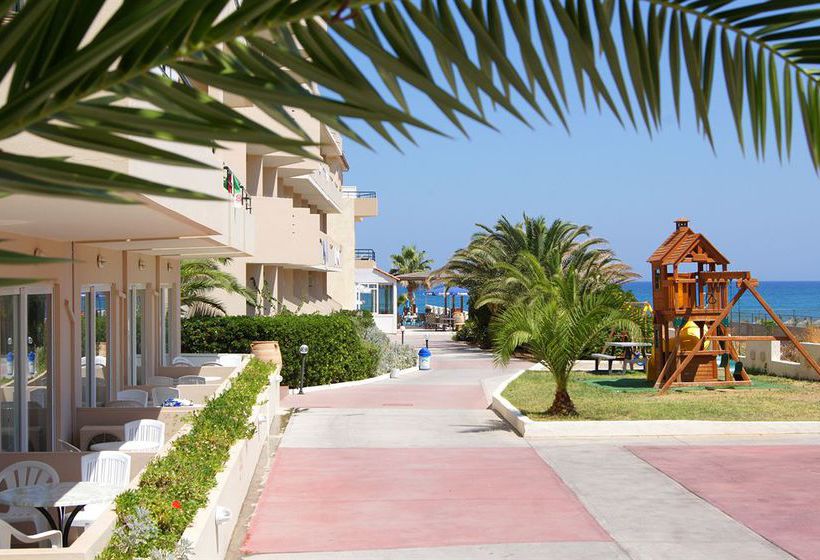 Seafront Beach  Apartments