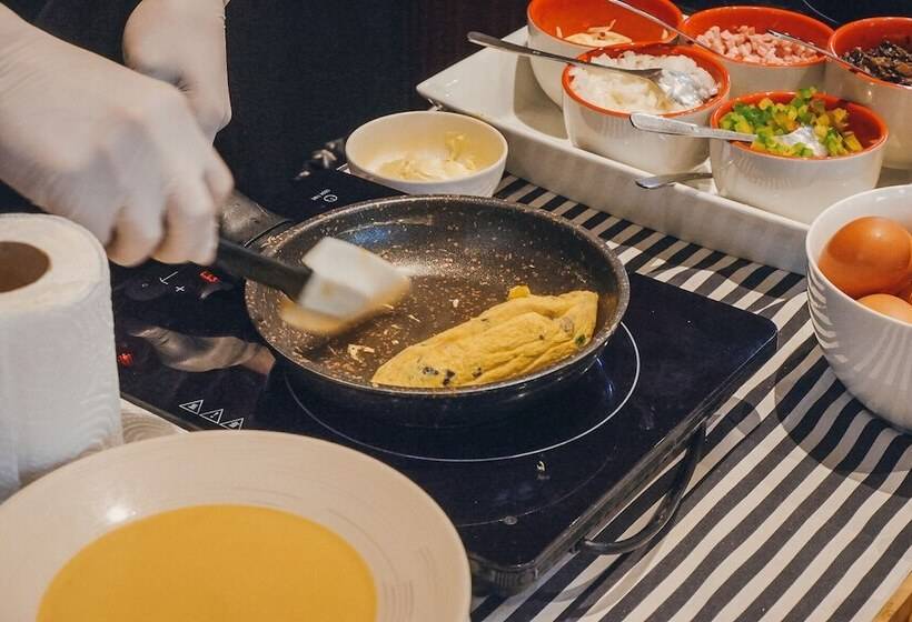 Отель Urbana Langsuan