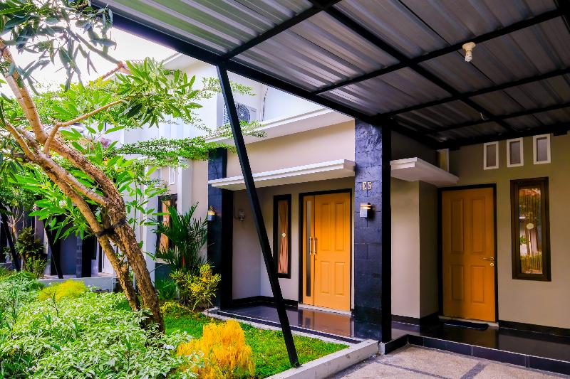 هتل Grand Villa Meninting By Oyo Rooms