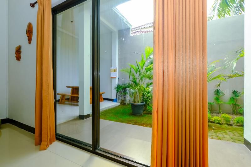 هتل Grand Villa Meninting By Oyo Rooms