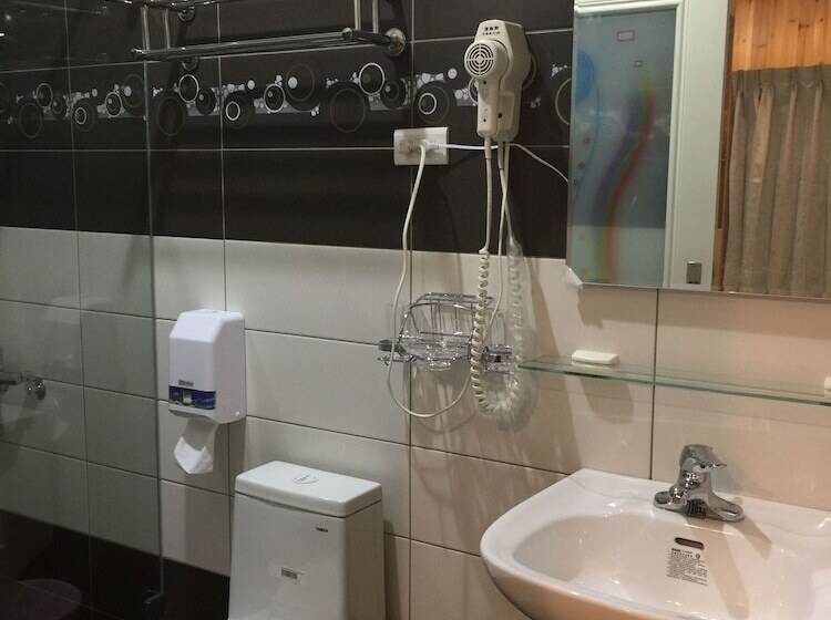 هتل Shan Ming Show B&b