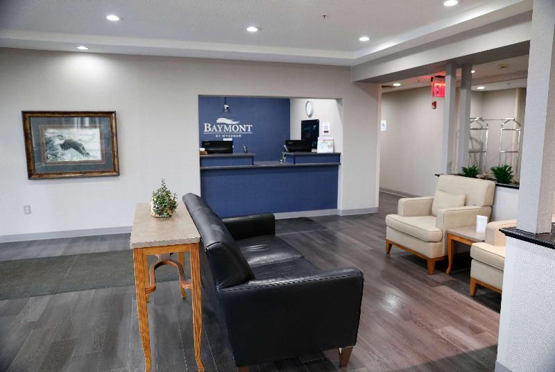 Отель Baymont By Wyndham Rockford