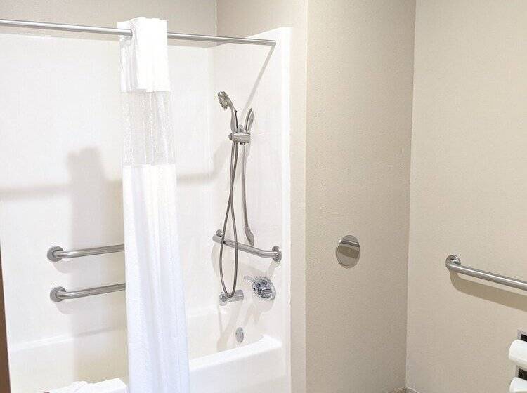 Отель Baymont By Wyndham Rockford