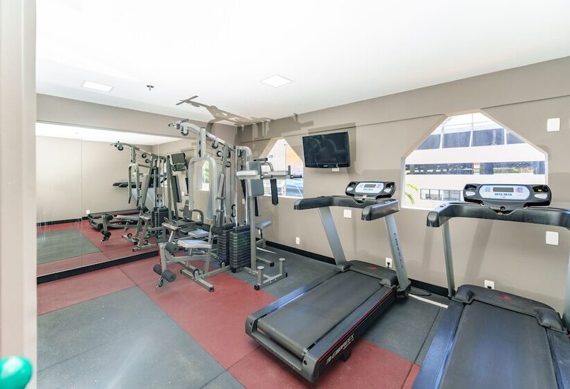 هتل Ibis Budget Salvador