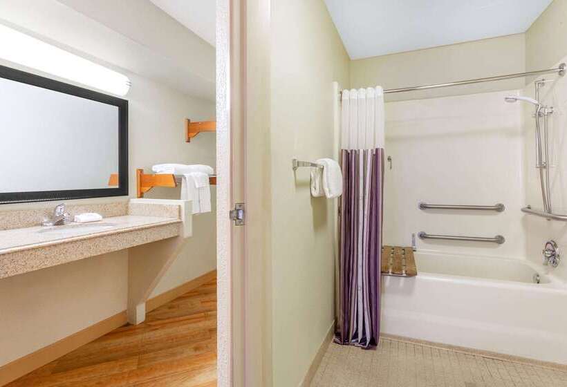 Отель La Quinta By Wyndham Chicago Tinley Park