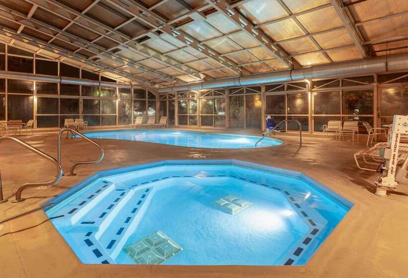 Отель La Quinta By Wyndham Chicago Tinley Park