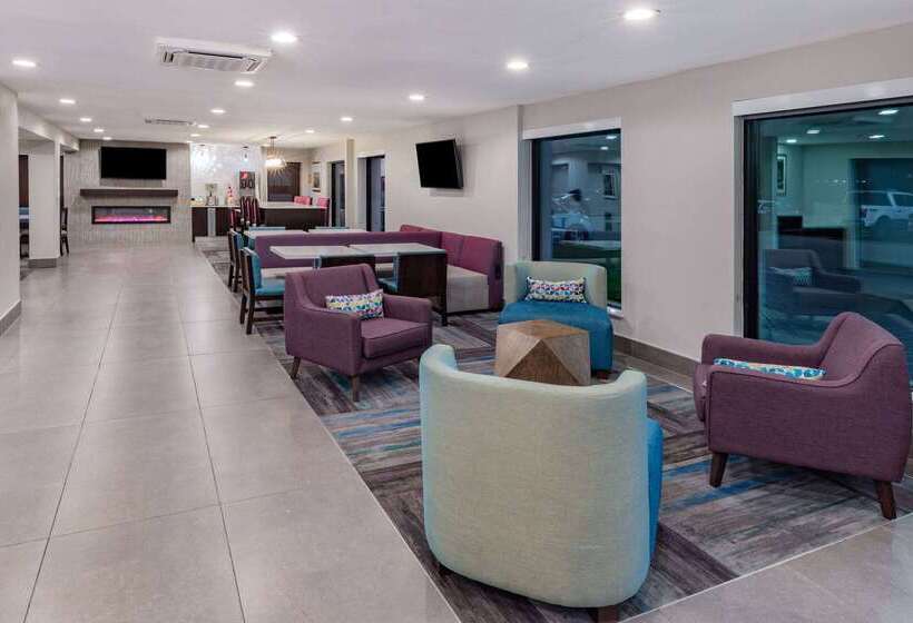 هتل La Quinta By Wyndham Houston Southwest
