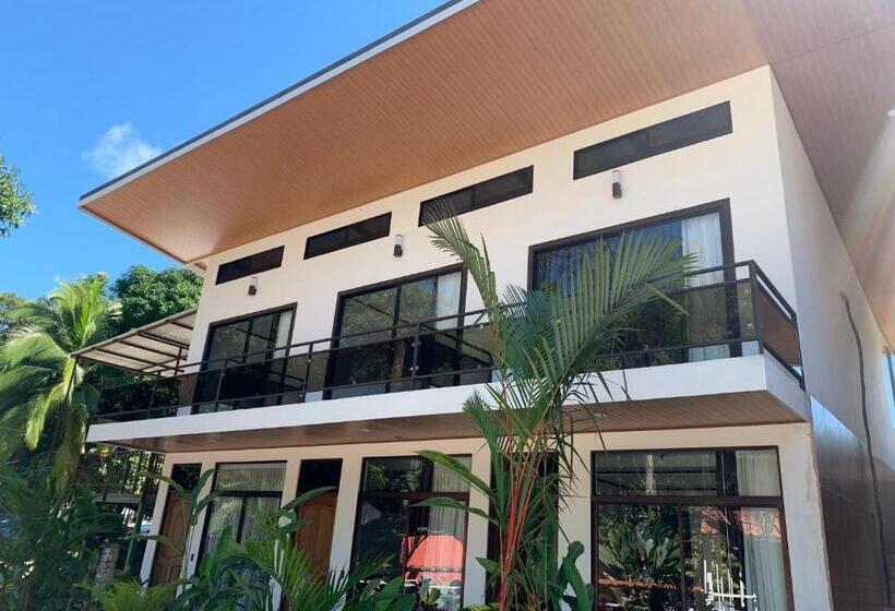 هتل Manuel Antonio Park