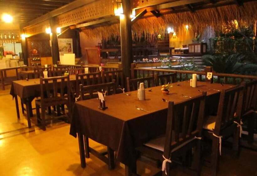 هتل Pai Hotsprings Spa Resort