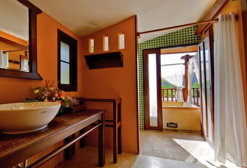 هتل Pai Hotsprings Spa Resort