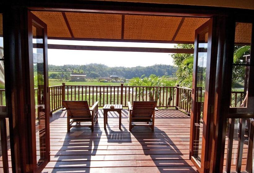 هتل Pai Hotsprings Spa Resort