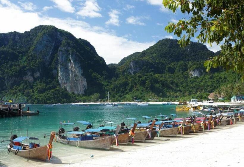 هتل Phi Phi Banyan Villa