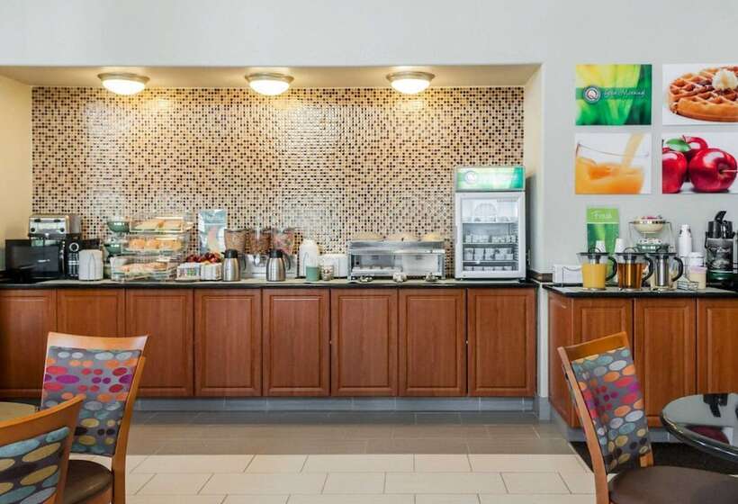 هتل Quality Inn & Suites Albuquerque West