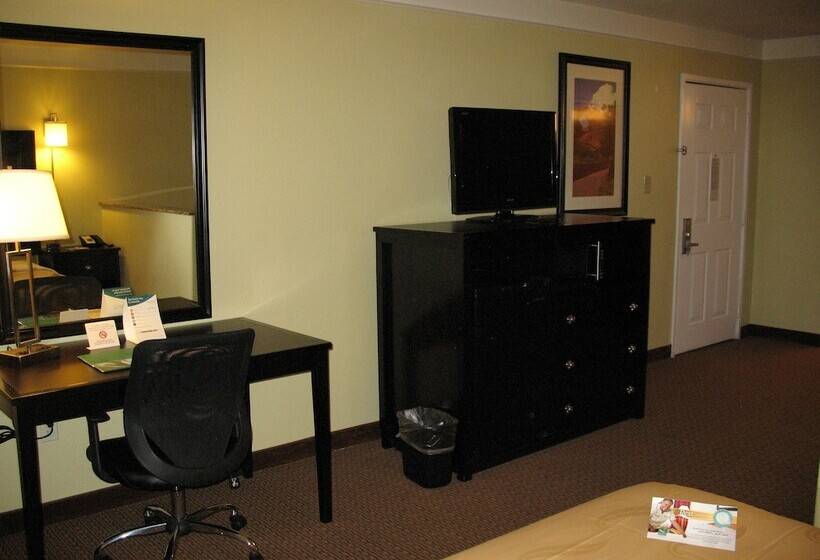 هتل Quality Inn & Suites Gallup I 40 Exit 20