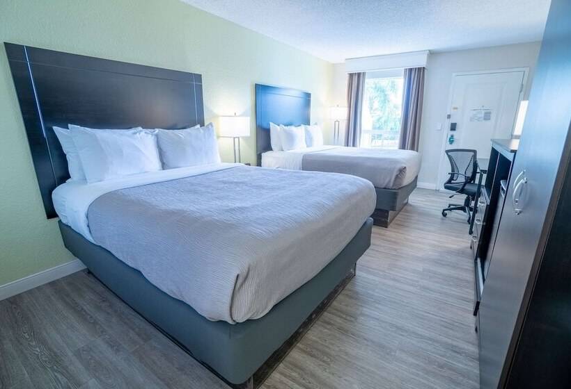 בית מלון כפרי Quality Inn Palm Beach International Airport