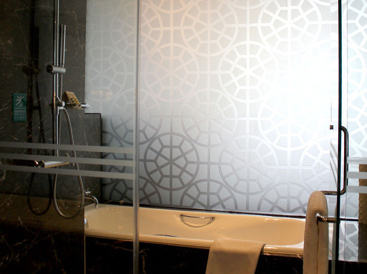 Mercure Suzhou Park Hotel & Suites