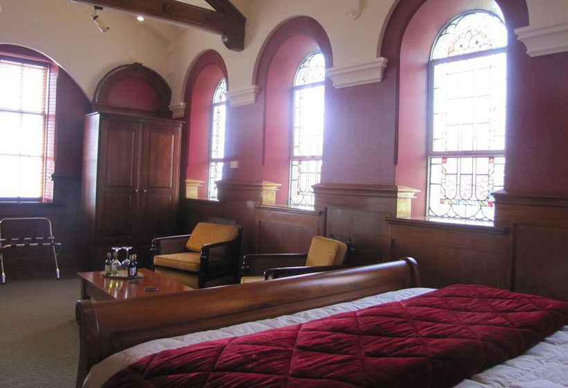 هتل The Brothers Boutique