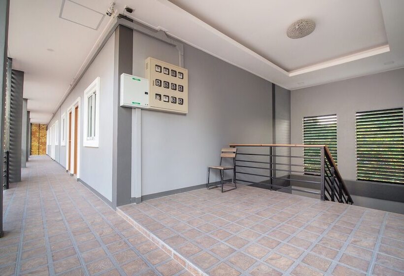 فندق Apartment Khunpu By Oyo Rooms