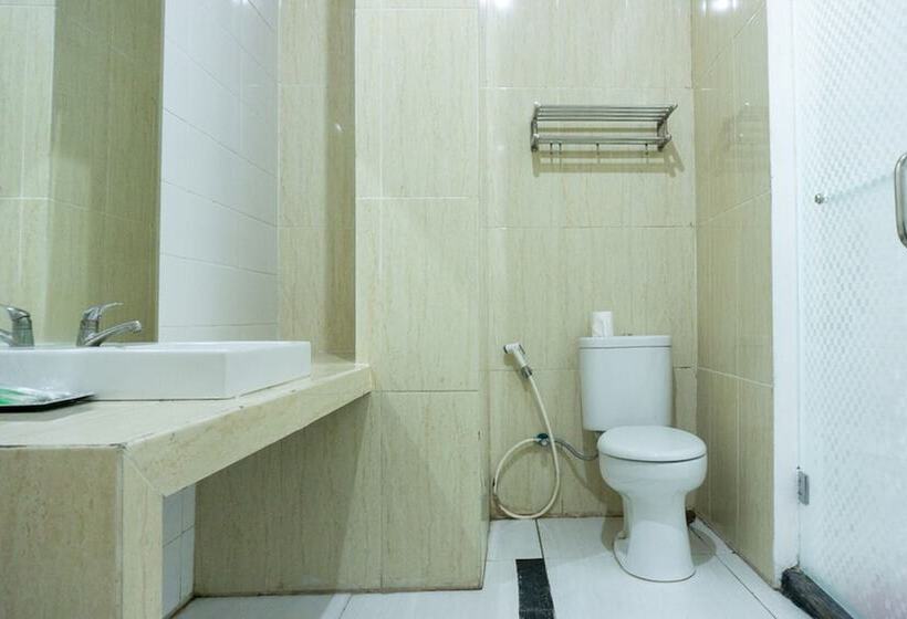 پانسیون Reddoorz Plus @ Ende City Center