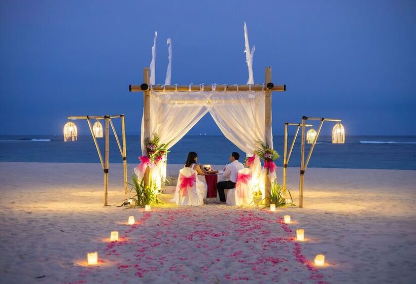 هتل Ayodya Resort Bali