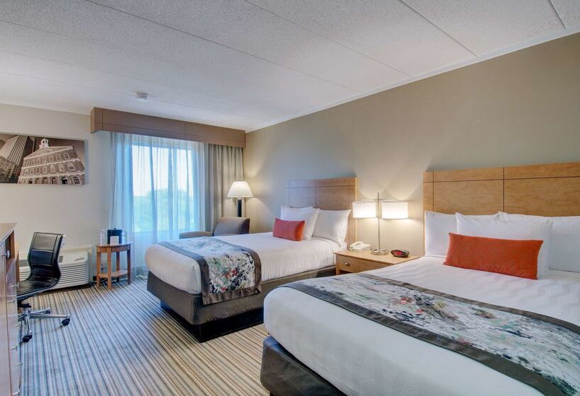 هتل Best Western  Plus Waltham Boston