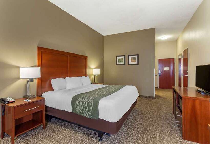 בית מלון כפרי Comfort Inn & Suites