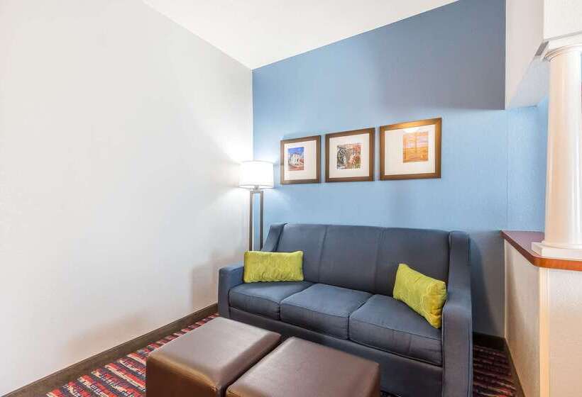 בית מלון כפרי Comfort Suites St Charlesst Louis