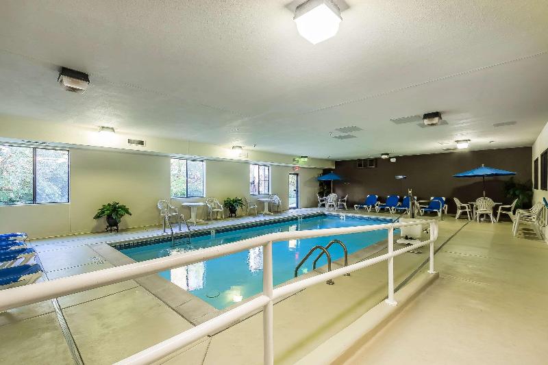 בית מלון כפרי Comfort Suites St Charlesst Louis