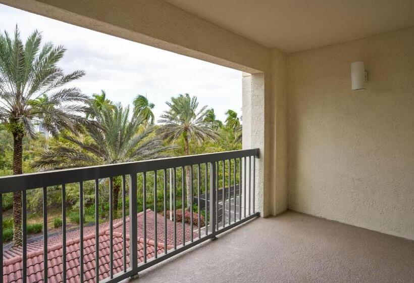 هتل Courtyard By Marriott Fort Lauderdale Weston