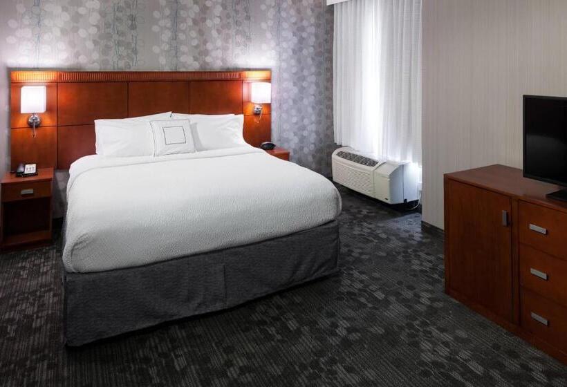 בית מלון כפרי Courtyard By Marriott Santa Clarita Valencia