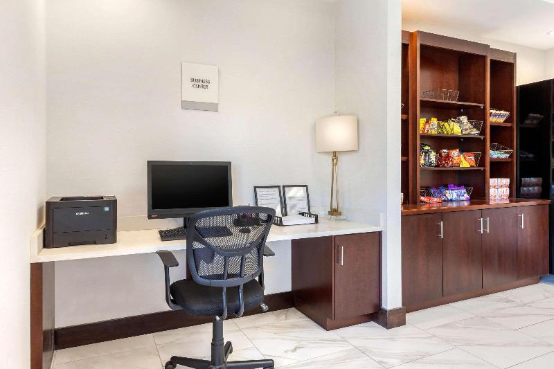 ホテル Days Inn And Suites By Wyndham Oxford